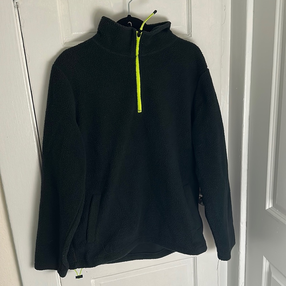 PACSUN Black fleece 1/4 zip up green zipper MEDIUM